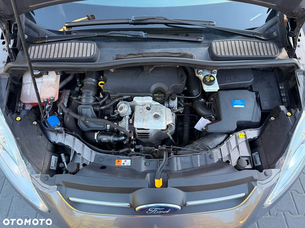 Ford Grand C-MAX - 24