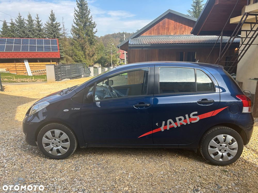 Toyota Yaris 1.33 Luna - 2