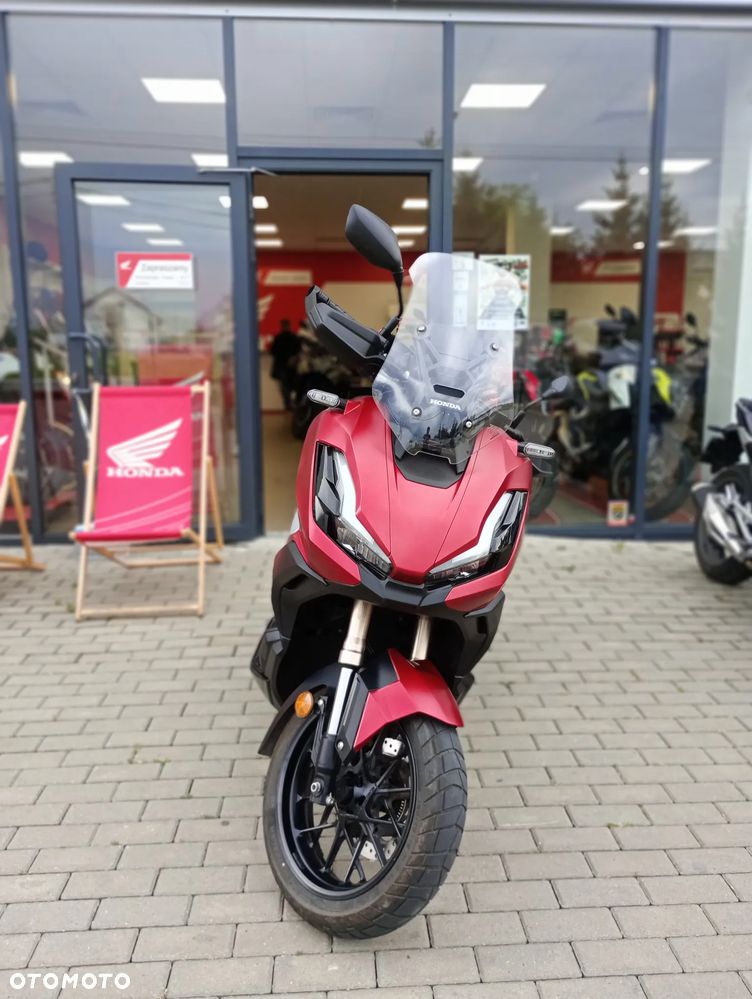 Honda ADV350 - 5