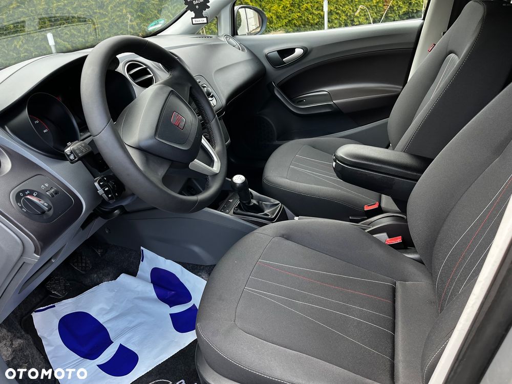 Seat Ibiza 1.4 16V Style - 10