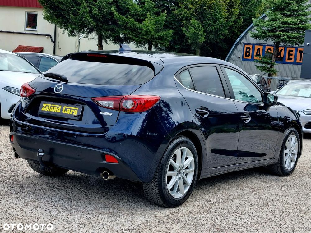 Mazda 3 - 5
