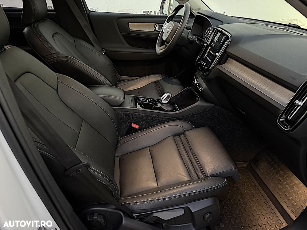 Volvo XC 40 D4 AWD Inscription - 14
