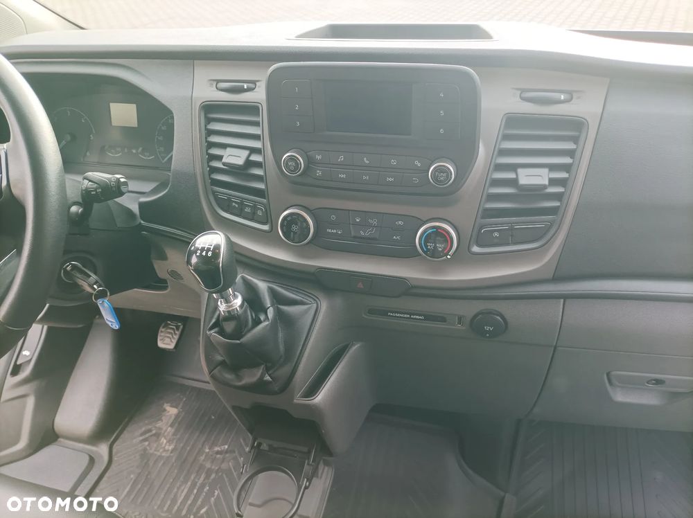 Ford Transit Custom - 20