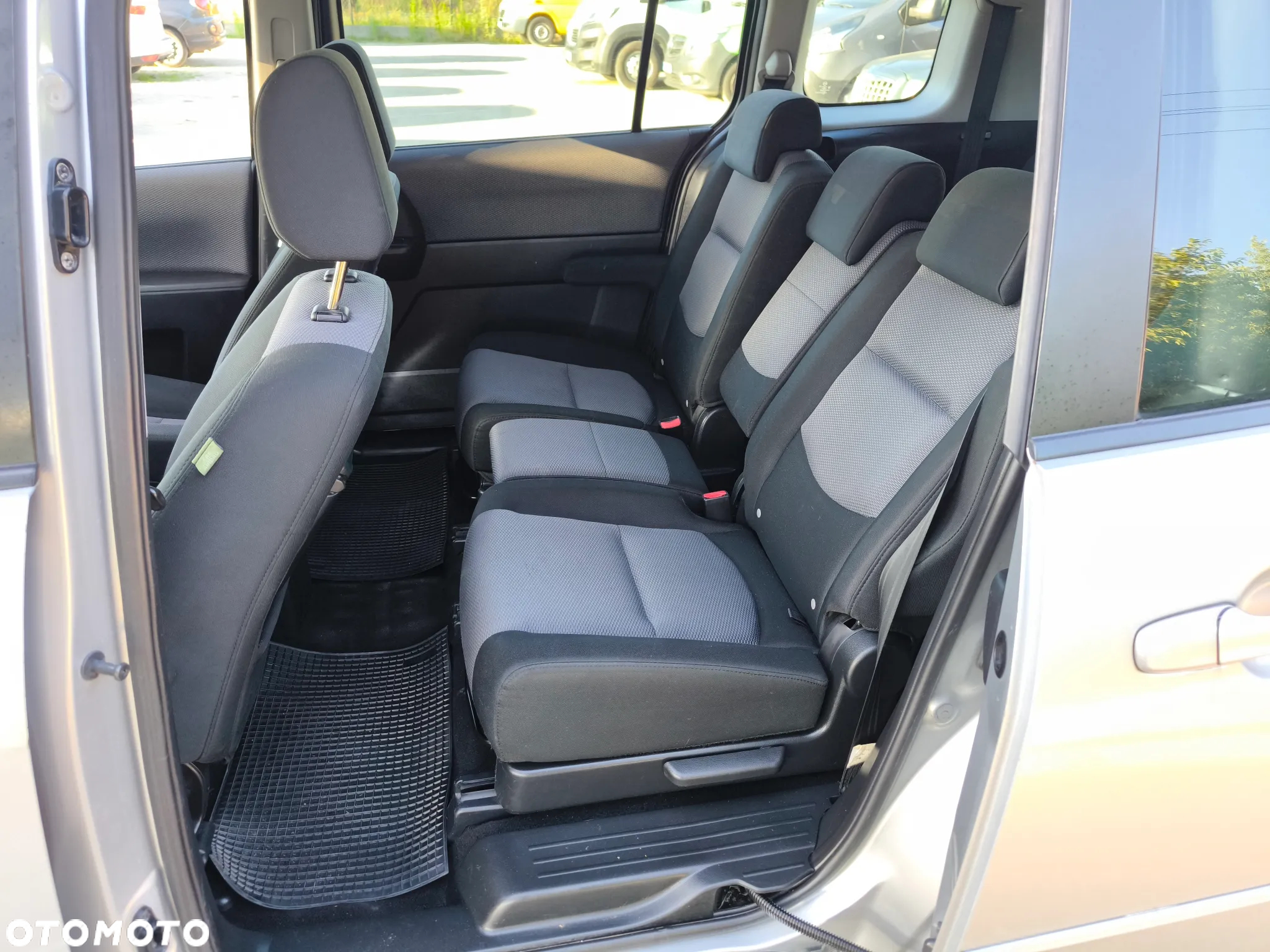 Mazda 5 1.8 Comfort - 15