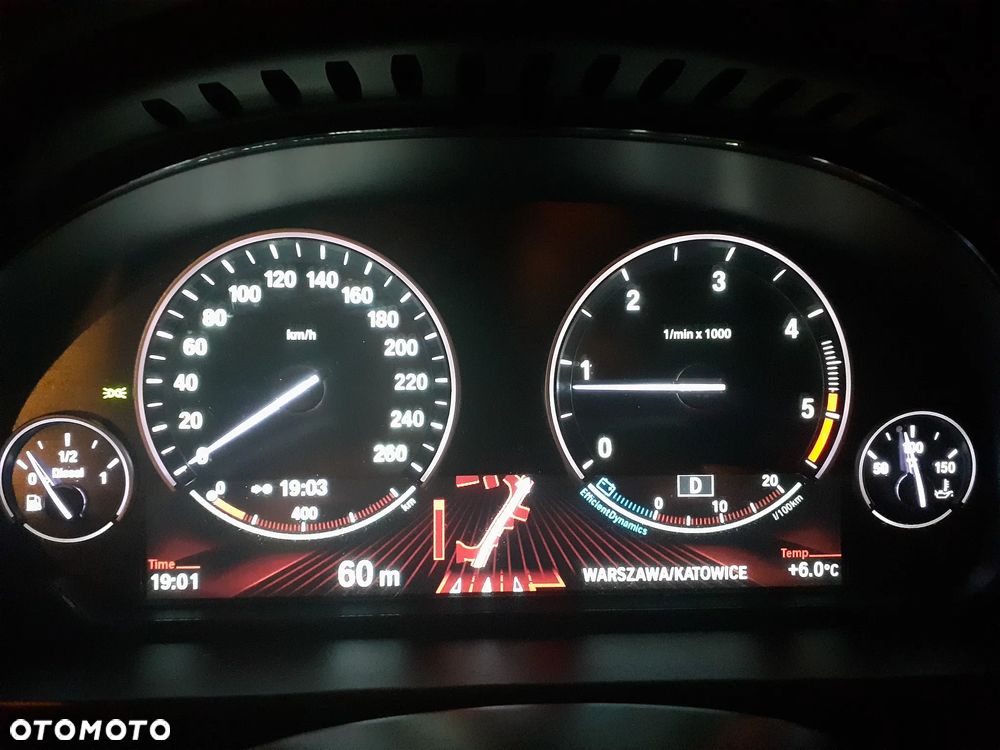 BMW Seria 5 520d - 40