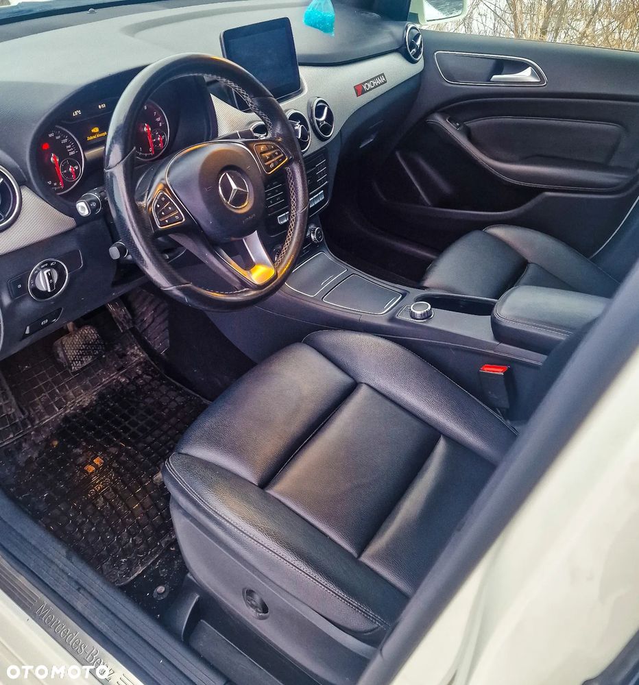 Mercedes-Benz Klasa B 250 4-Matic - 11