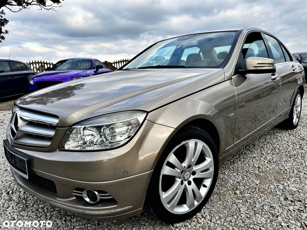 Mercedes-Benz Klasa C 180 Kompressor BlueEFFICIENCY Elegance - 22