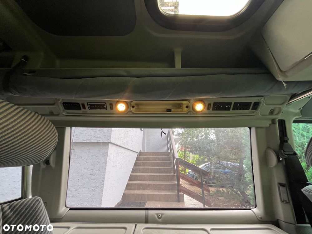 Volkswagen Transporter - 7