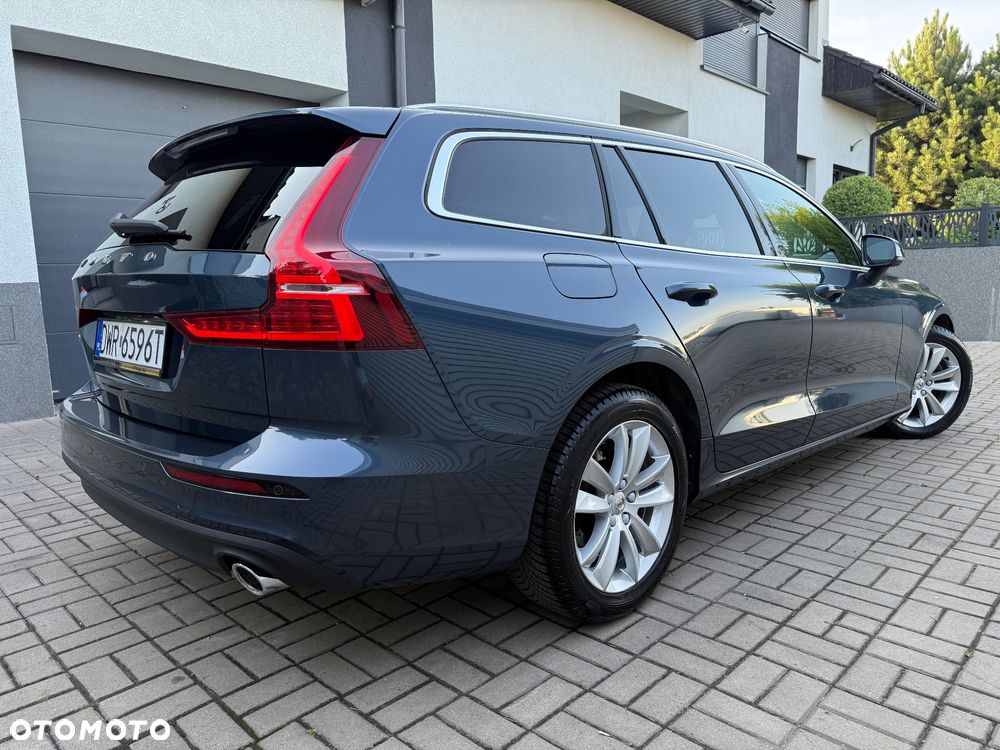 Volvo V60 D3 Momentum Pro - 3