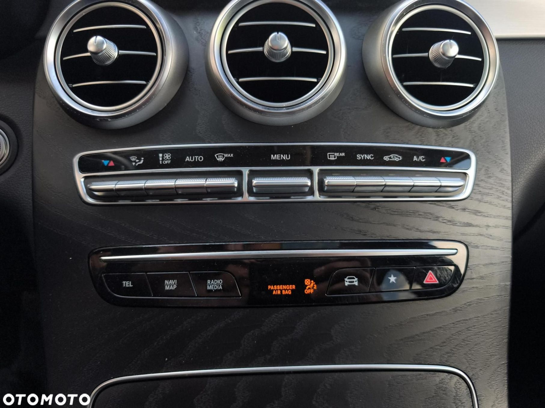 Mercedes-Benz GLC - 19