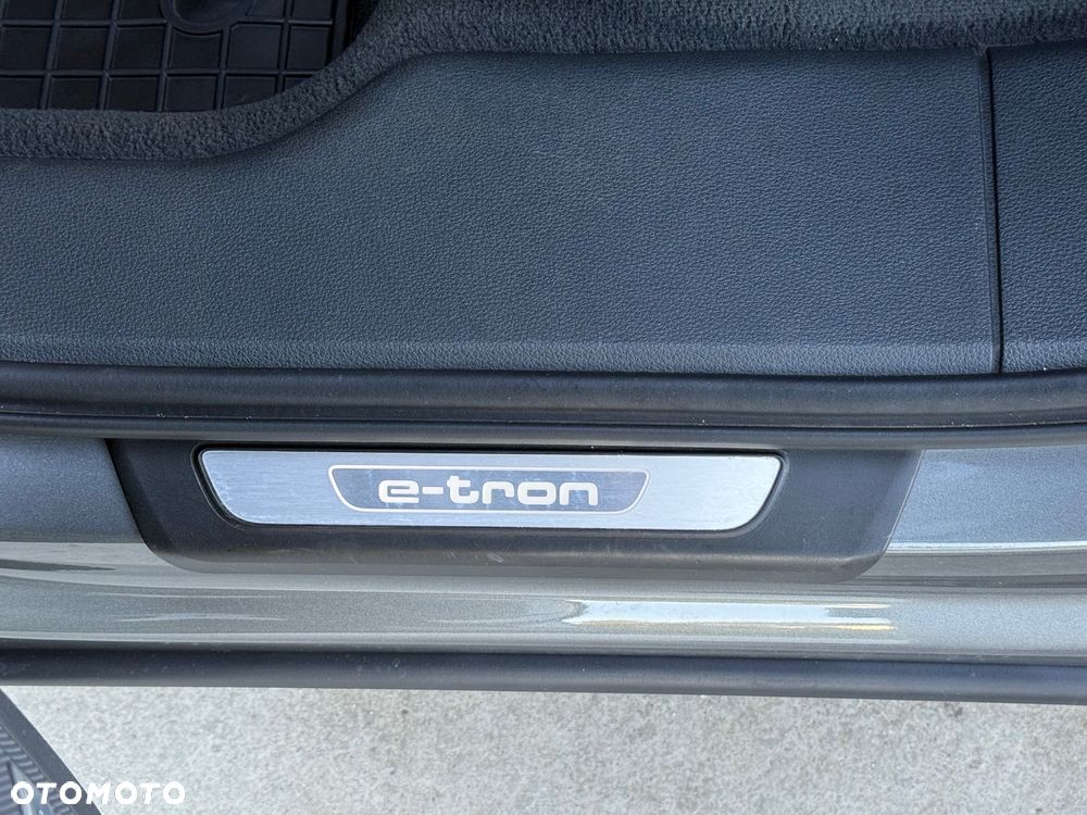 Audi Q7 3.0 TDI e-tron quattro tiptronic - 34