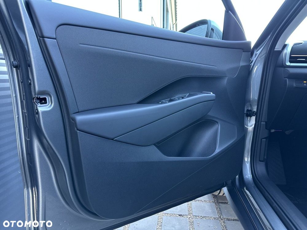 Volkswagen T-Roc - 10