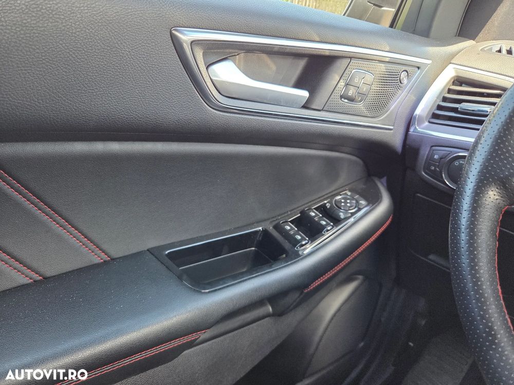 Ford Edge 2.0 Panther A8 AWD ST Line - 17