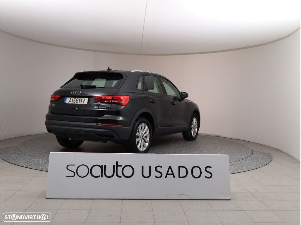 Audi Q3 45 TFSIe S tronic - 8
