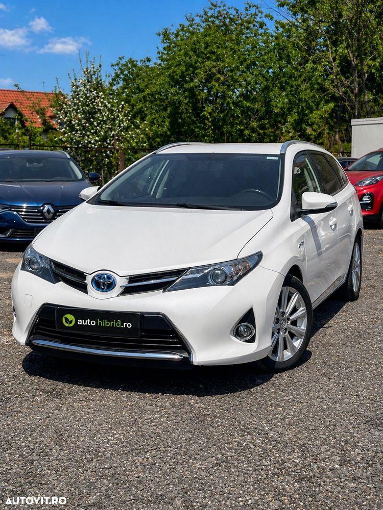 Toyota Auris - 1