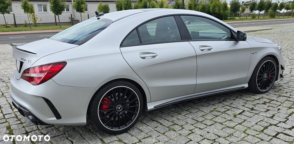 Mercedes-Benz CLA AMG 45 4-Matic - 4