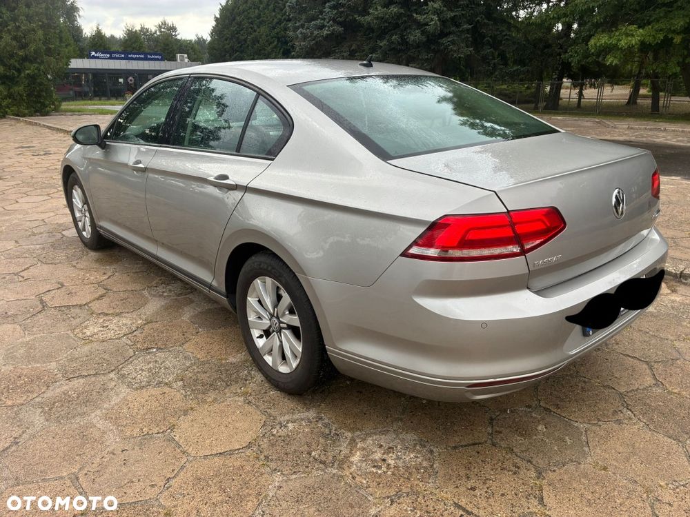 Volkswagen Passat - 3