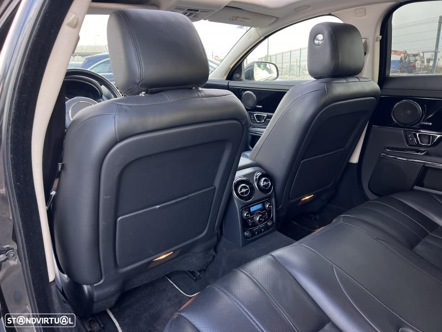 Jaguar XJ 3.0 D V6 Premium Luxury - 21