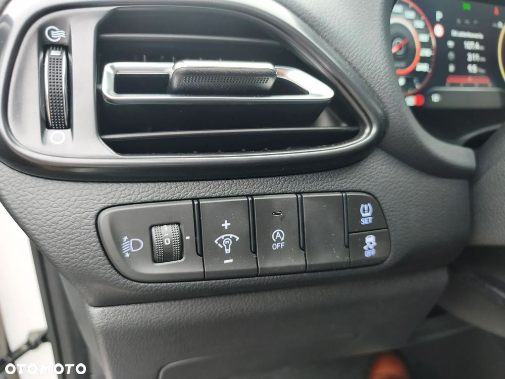 Hyundai i30 1.6 T-GDI DCT N Line - 28