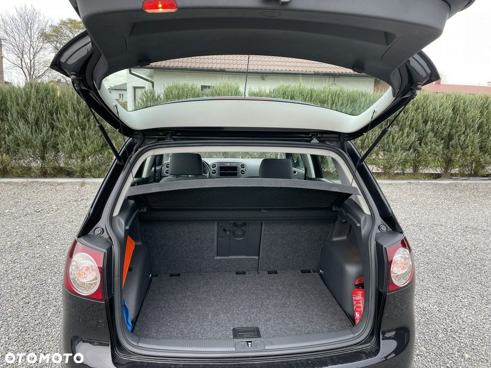 Volkswagen Golf Plus - 13