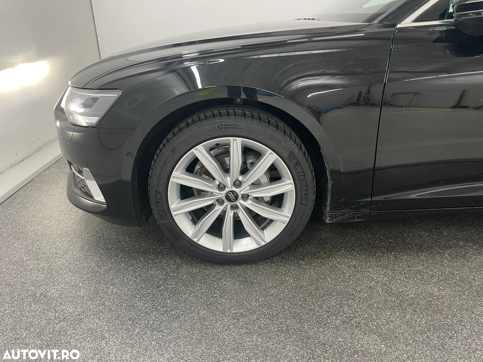 Audi A6 - 5