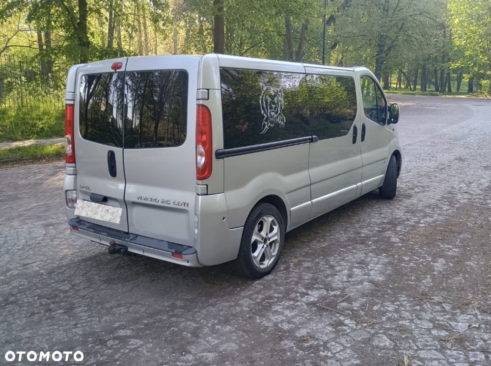 Opel Vivaro L2H1 2.9t - 1