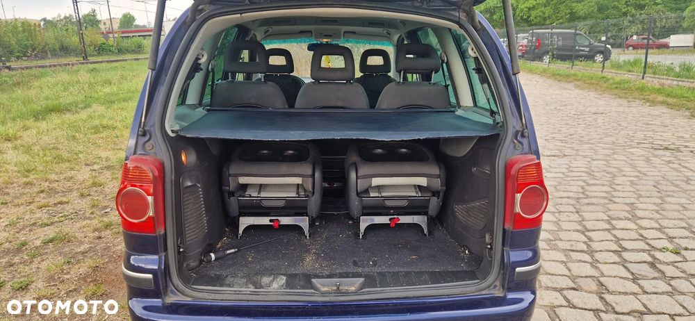 Volkswagen Sharan 2.0 TDI Highline - 9
