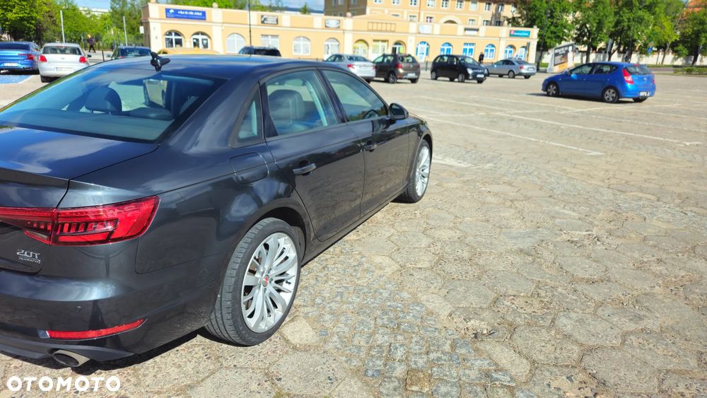 Audi A4 Limousine 2.0 TFSI ultra S tronic design - 8
