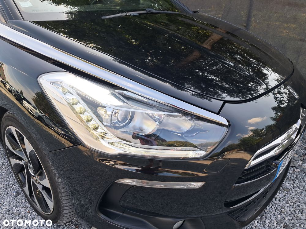 Citroën DS5 2.0 HDi Hybrid4 SoChic MCP - 17