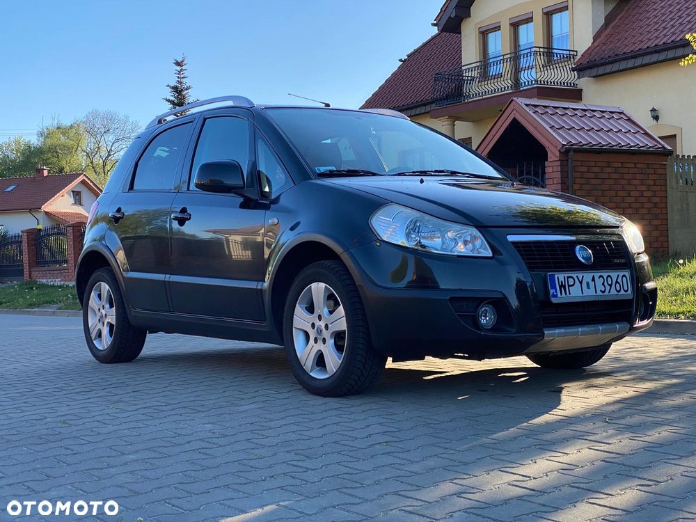 Fiat Sedici 1.9 Multijet DPF 4x4 Luxury - 4