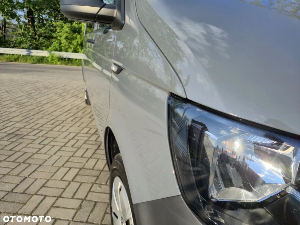 Volkswagen Transporter Lang - 15