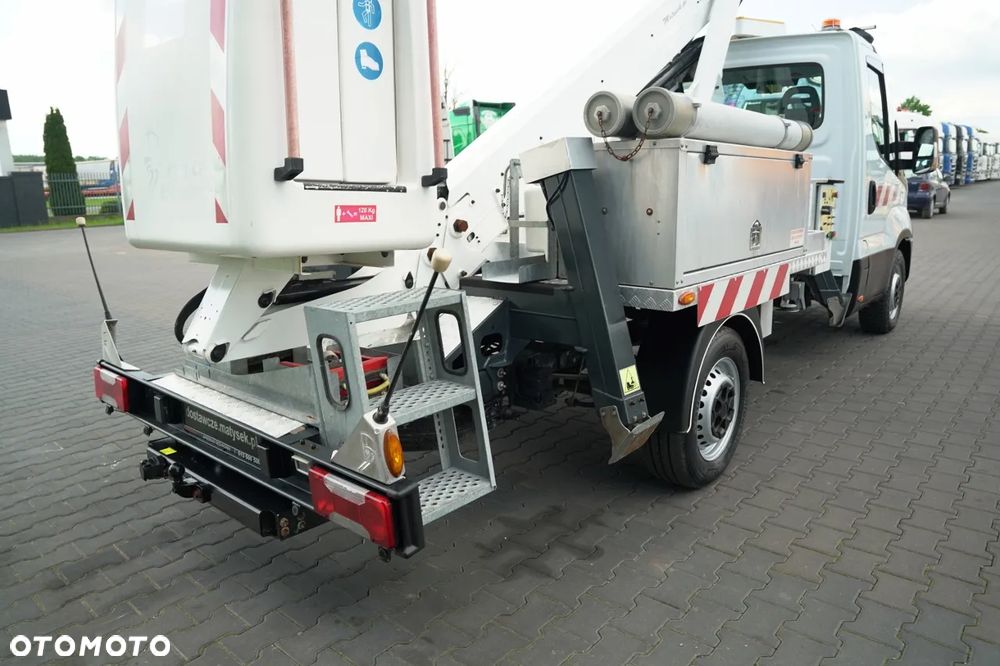 Iveco DAILY 35-140 / ZWYŻKA / PODNOŚNIK KOSZOWY FRANCE ELEVATEUR 141 TLE / 4 PODPORY / MANUAL / 2018 R - 22