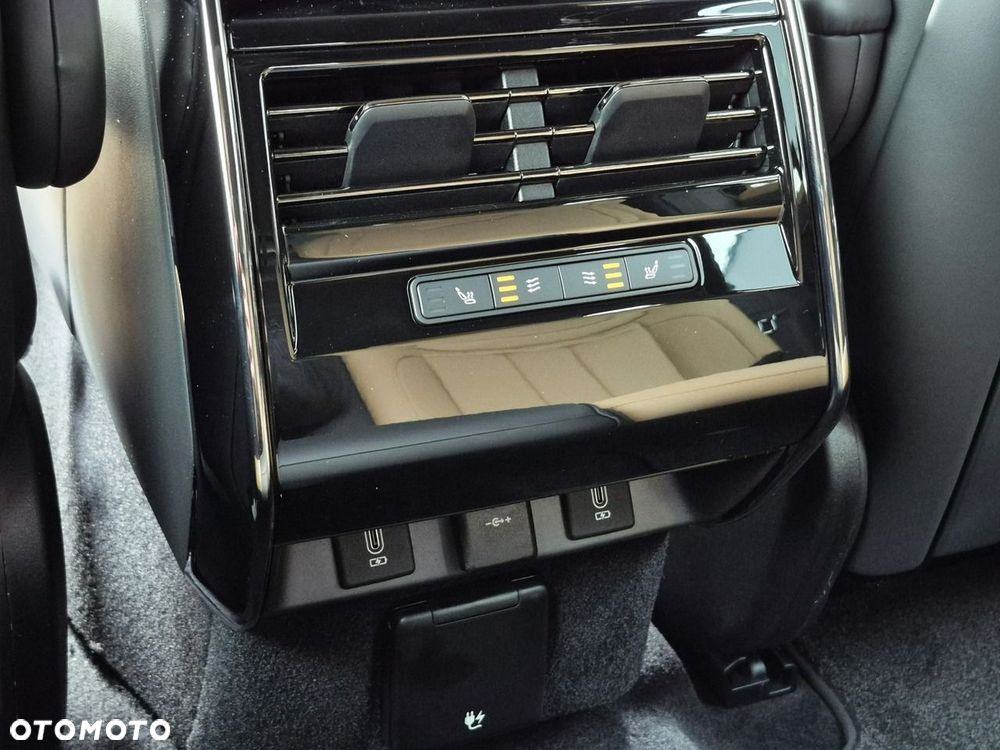 Land Rover Range Rover Sport - 26