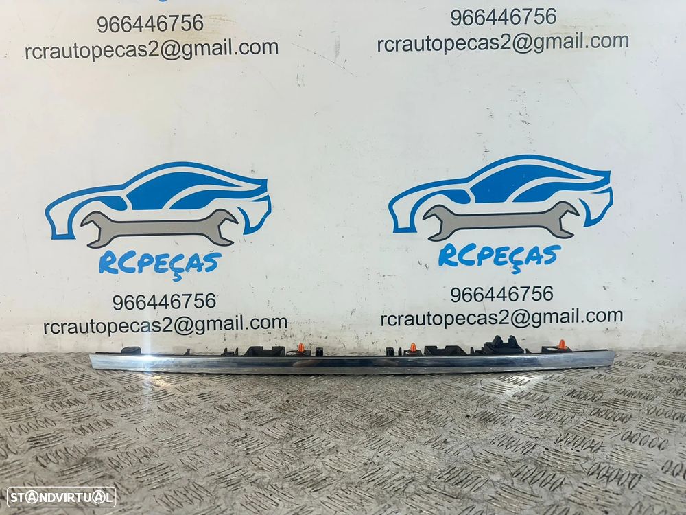 .Puxador Mala Friso Mercedes-Benz Classe C W204 A2047400993 2007 - 2014