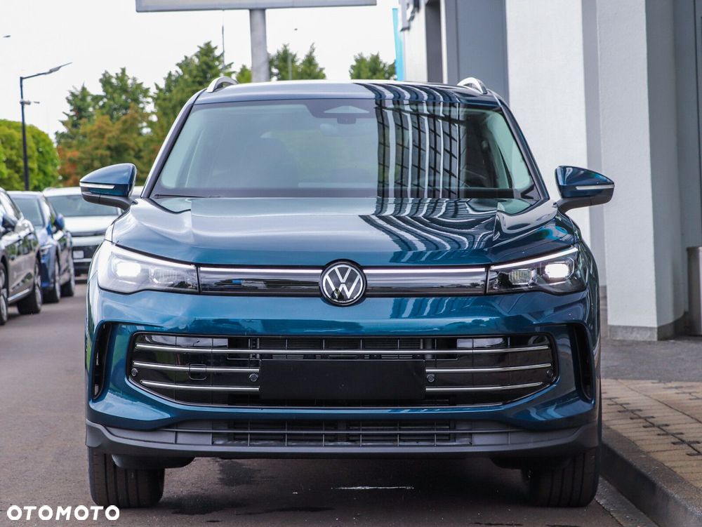 Volkswagen Tiguan - 9