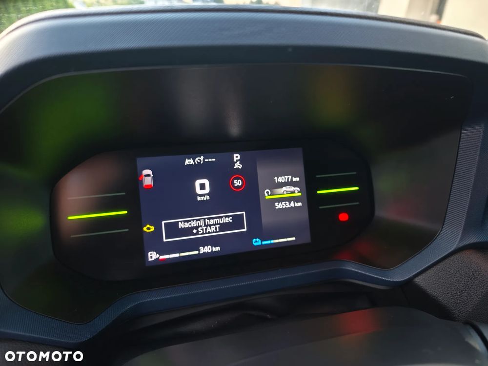 Dacia Duster 1.6 Full Hybrid 140 Journey MMT - 12