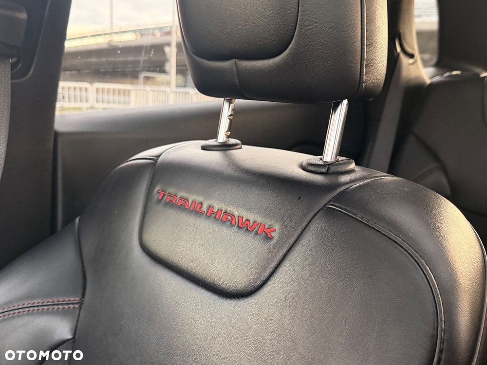 Jeep Cherokee 3.2 V6 Pentastar Active Drive Lock Autom Trailhawk - 30