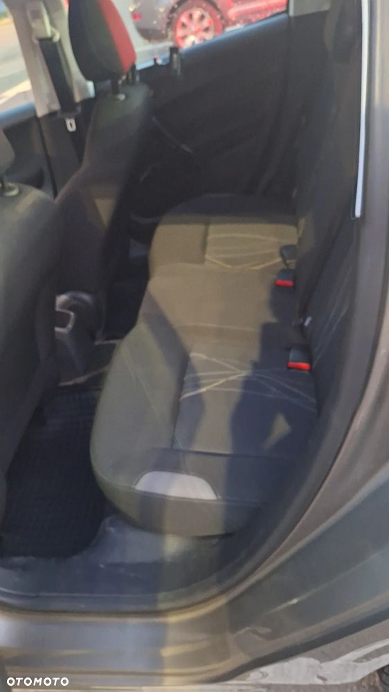 Peugeot 208 82 VTI Allure - 24