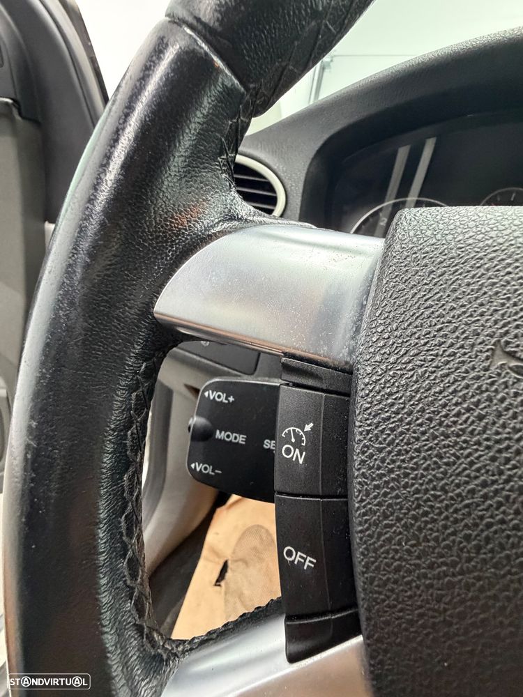 Ford Focus 1.6 TDCi Ghia CVT - 8