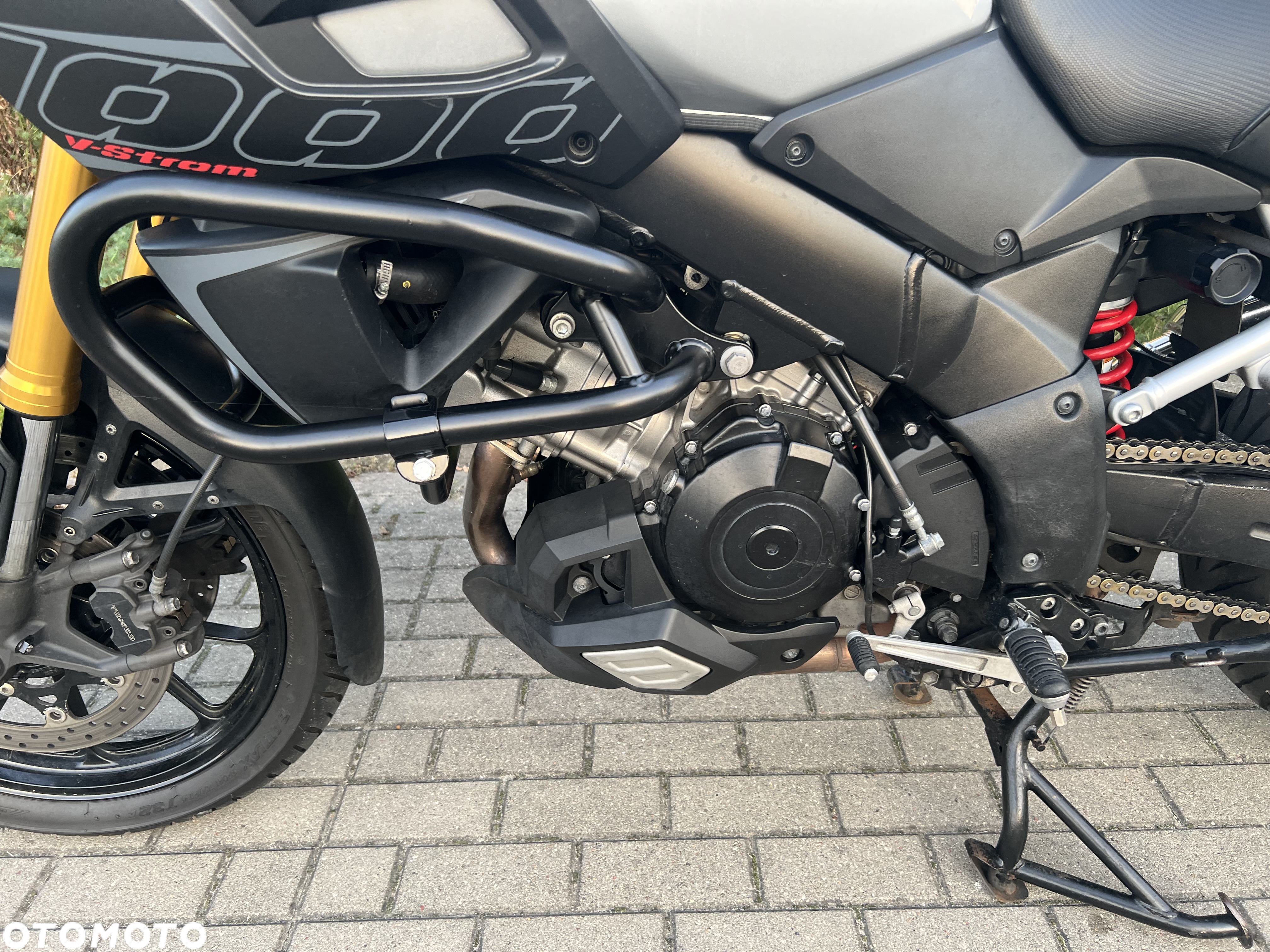 Suzuki DL - 16