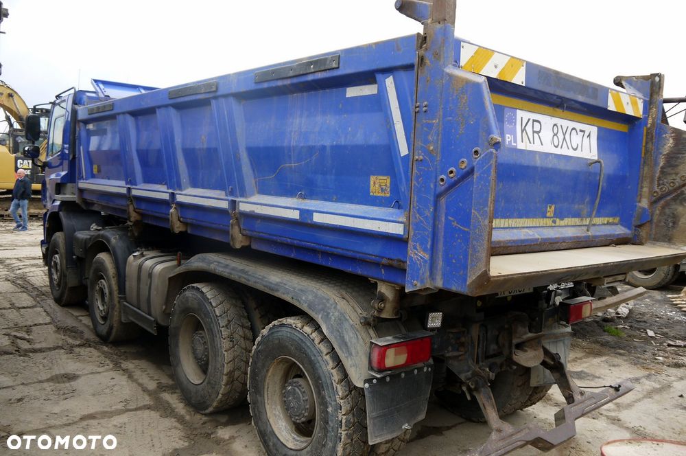 DAF CF - 4