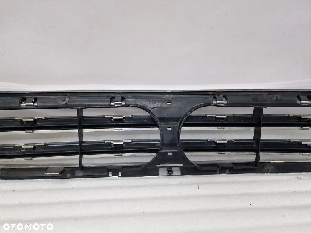 MINI COOPER R50 / R52 / R53 01- ATRAPA / GRILL / KRATKA ŚRODKOWA ZDERZAKA PRZEDNIEGO PRZÓD , NR 5113-1490376 / 1490376 , NR AUKCJI KR339 - 11