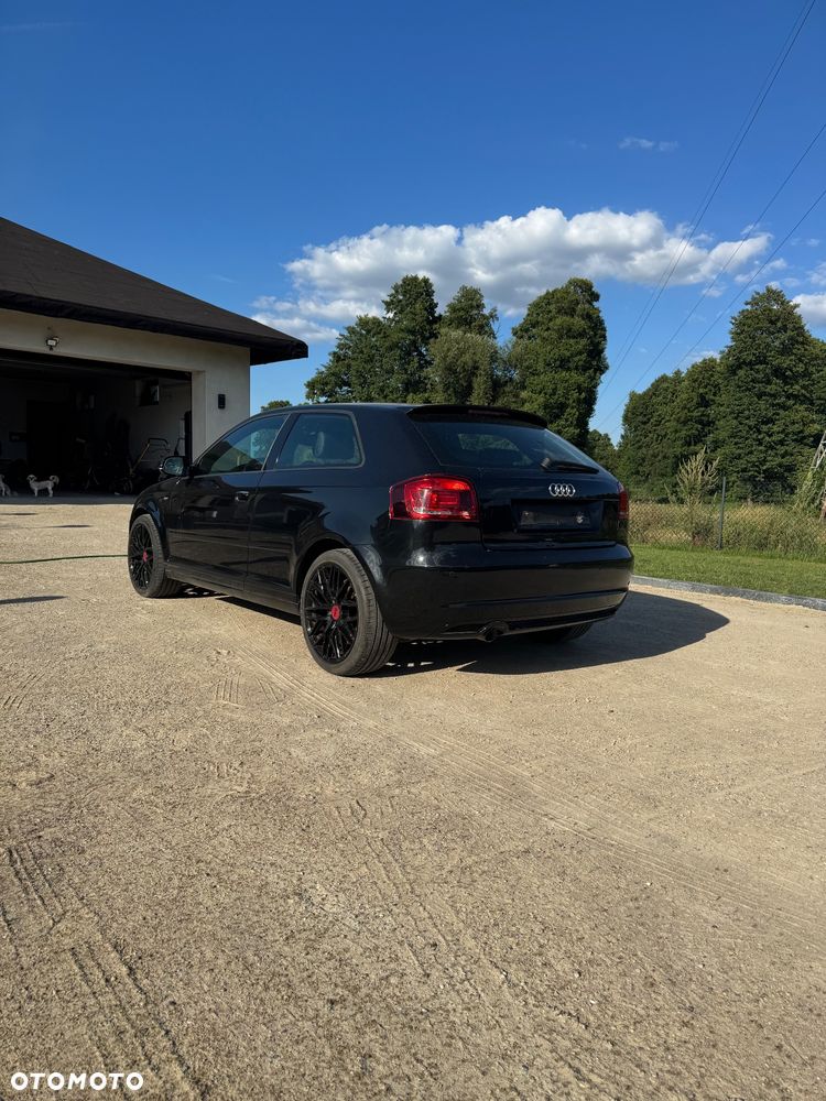Audi A3 3-drzwiowe 2.0 TDI Ambiente - 3
