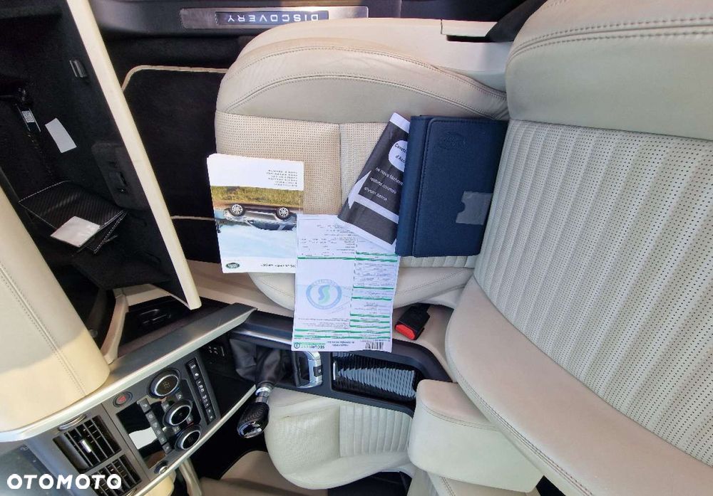 Land Rover Discovery Sport - 39