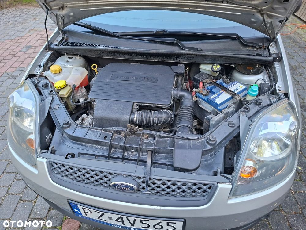 Ford Fiesta 1.3 - 6