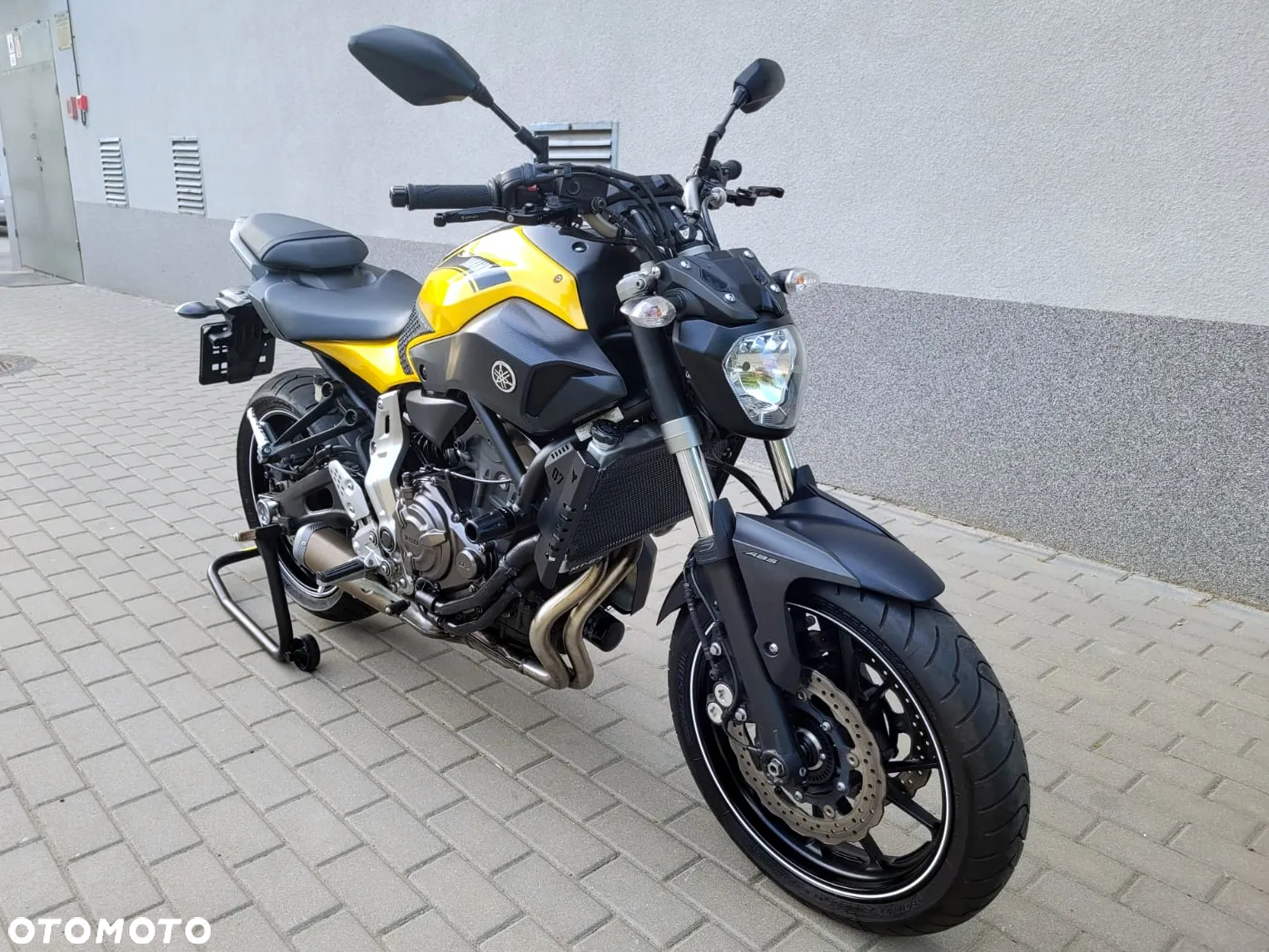 Yamaha MT - 3