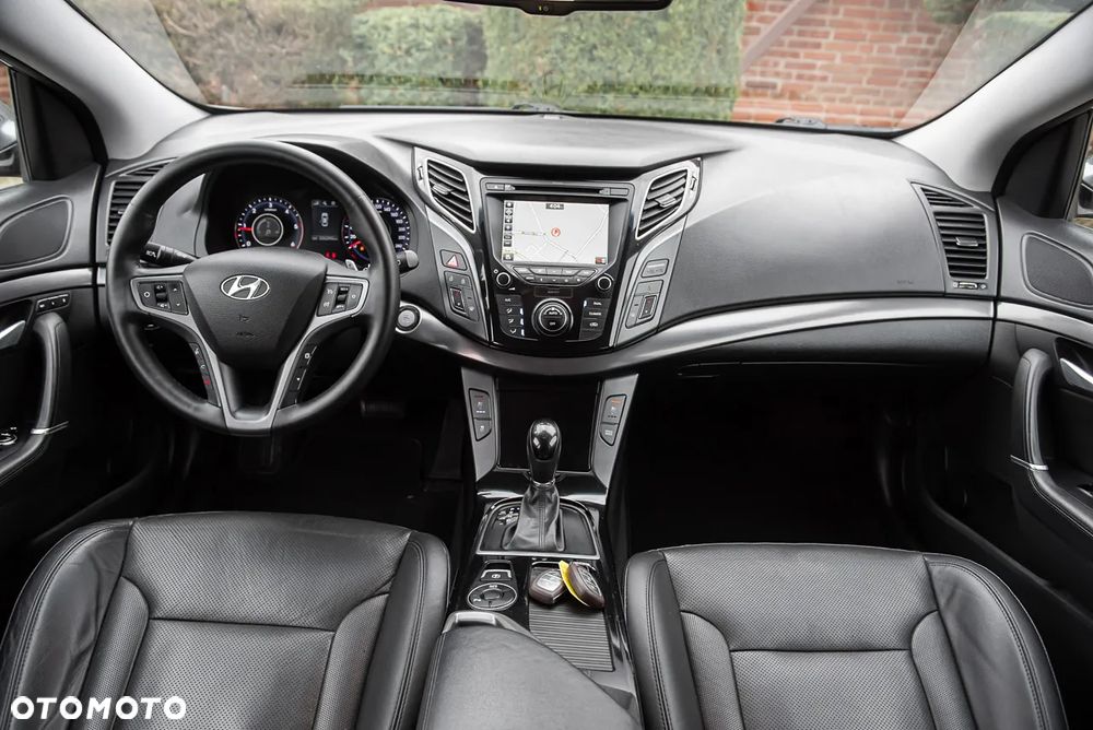 Hyundai i40 Kombi blue 1.7 CRDi DCT Premium - 30