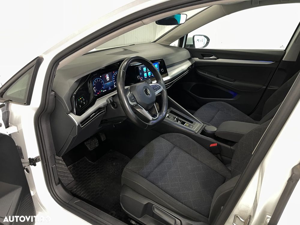 Volkswagen Golf 1.5 eTSI MHEV 150CP DSG Life - 5