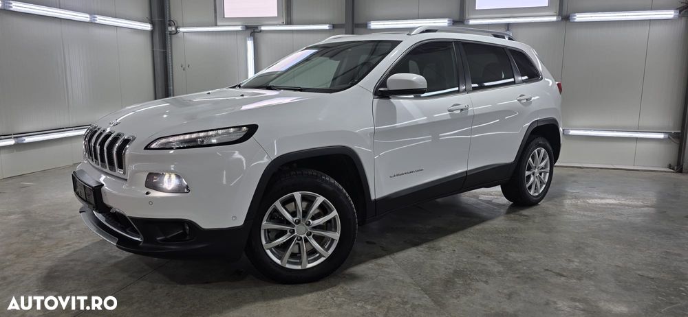 Jeep Cherokee - 3