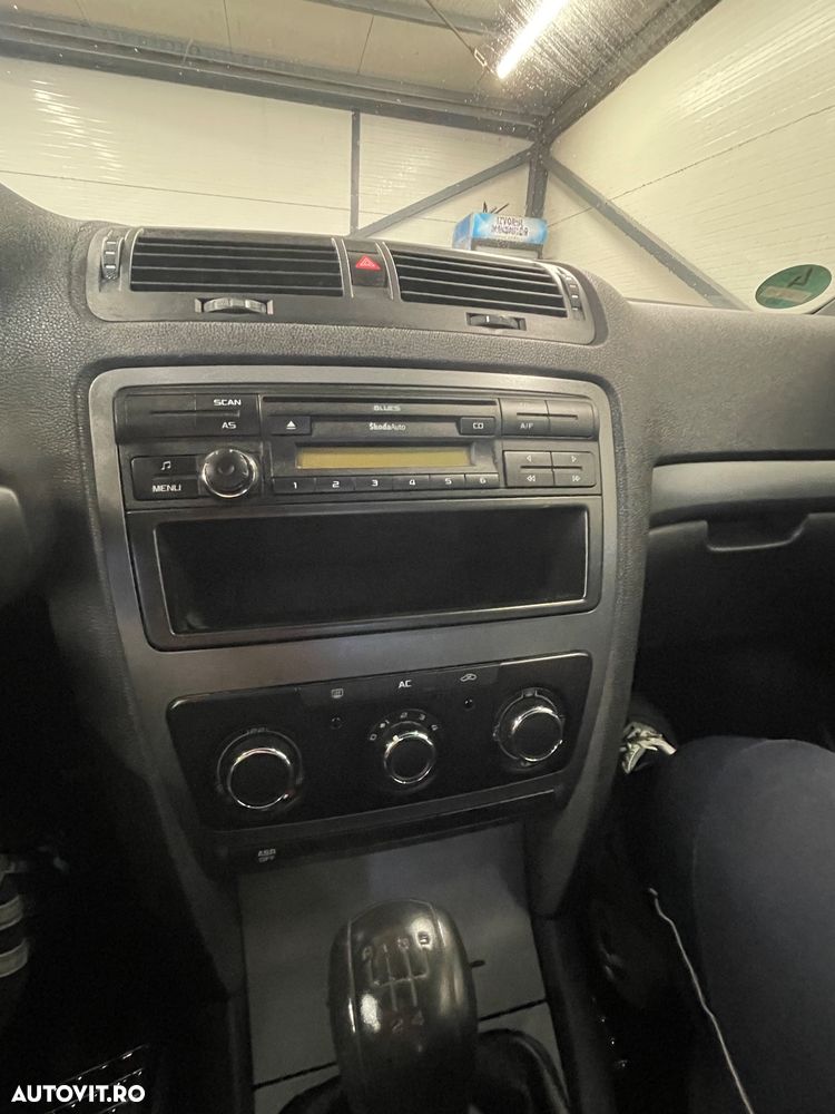 Skoda Octavia 1.6 TDI DPF Classic - 8